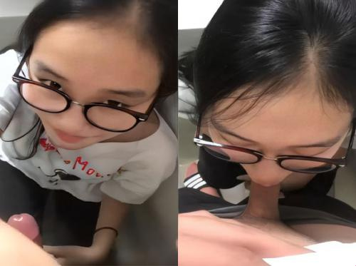 O sugar baby adora chupar pau O sugar baby adora chupar pau
